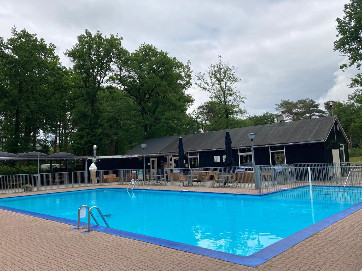 IJhorst Wulft 47 Zonnig Gezellig 6P Chalet Met Zwembad In Bosrijke Omgeving Op Familie Camping De Vossenburcht מראה חיצוני תמונה
